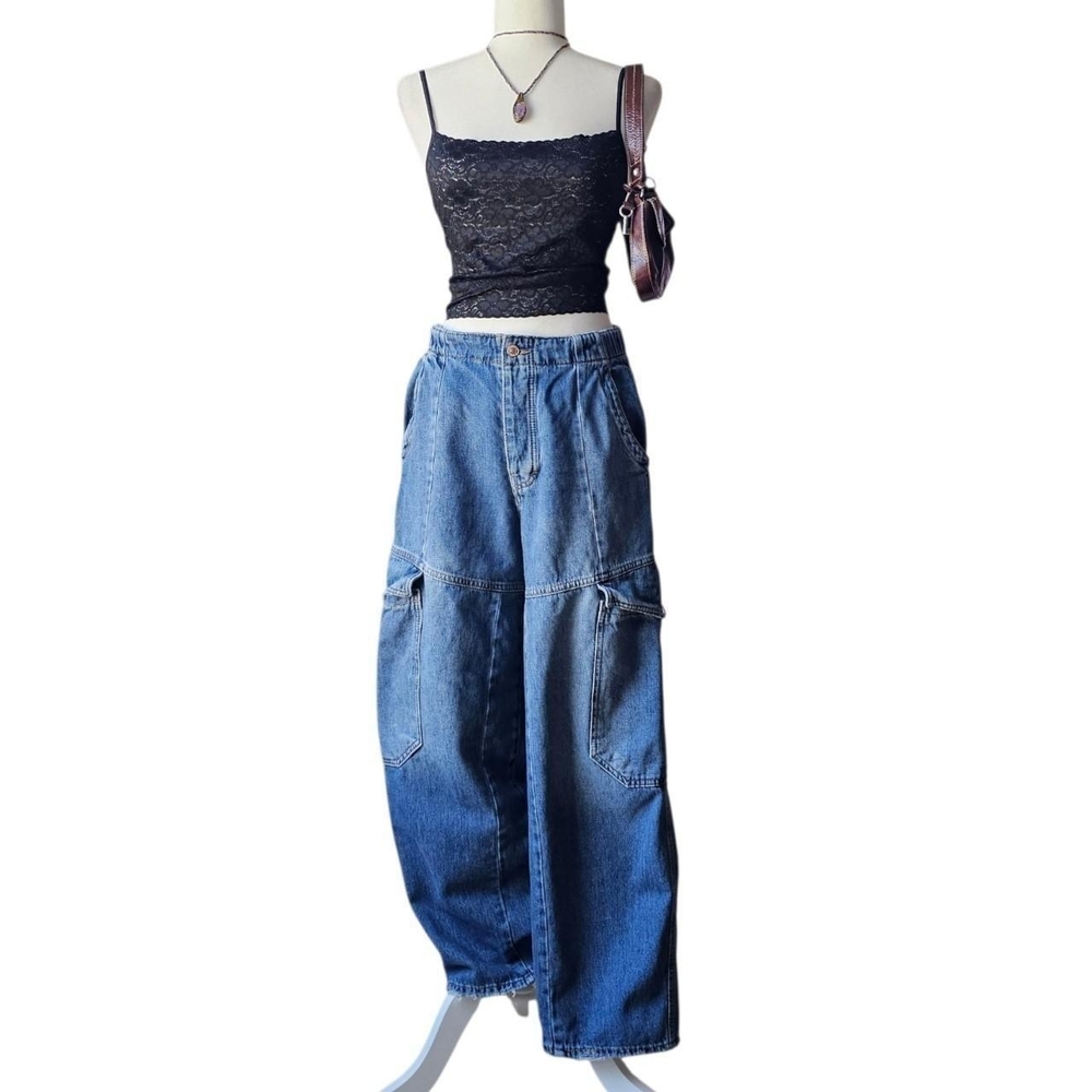 We The Free Wide Leg Cargo Jeans - Size Small
